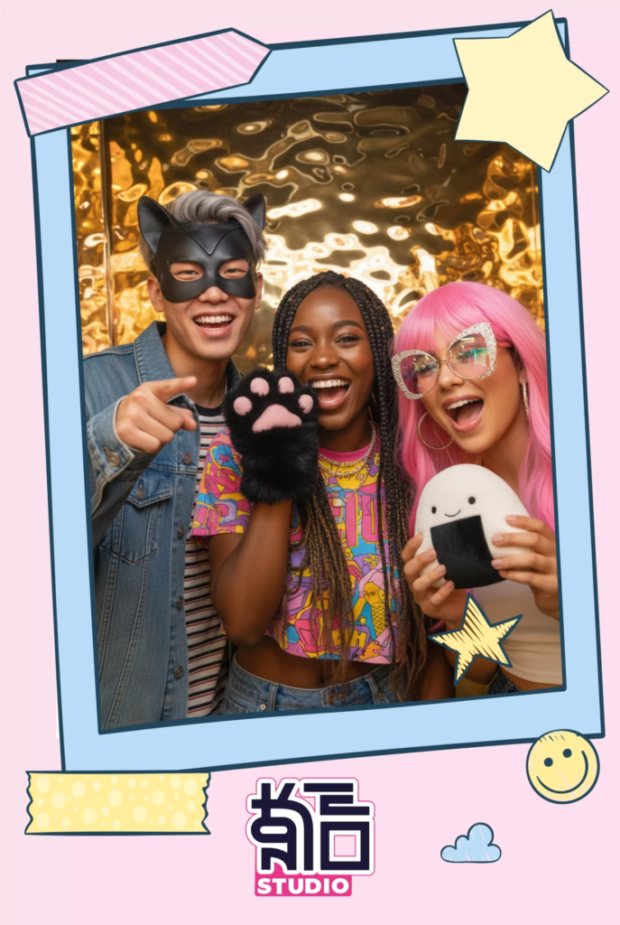 Groupe d’amis dans le photobooth coréen Or de KONEO Studio avec accessoires fun et ambiance K-culture.